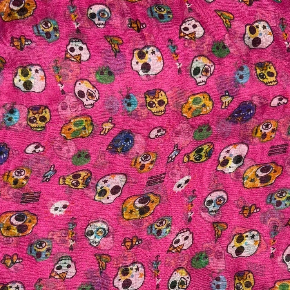 Pink Skull Pattern Scarf - Picture 3 of 5